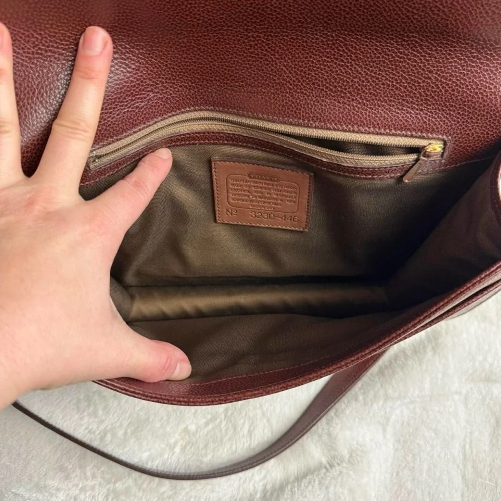 Vintage Coach Madison Royalton Pebbled Leather Maple Brown turn lock ITALY - Picture 6 of 7
